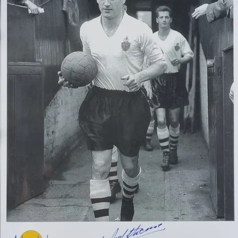 Nat Lofthouse Original Signature