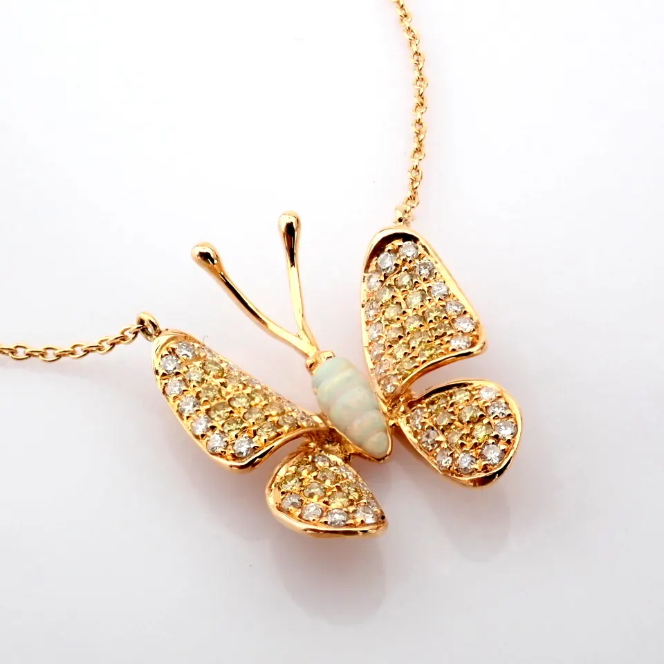 18K Rose Gold Butterfly Necklace Detailed With Opal, Brilliant Diamonds