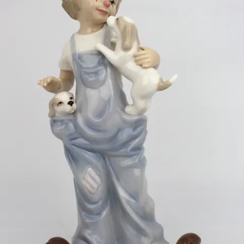 Leonardo Collection Clown with Puppy
