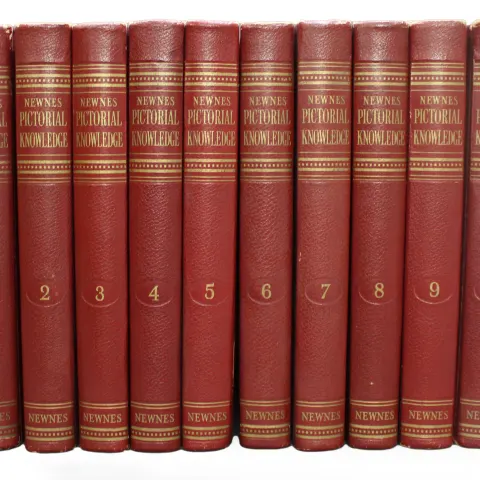 Newnes Pictorial Knowledge 10 Volumes