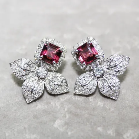 14 K  / 585 White Gold Diamond and TourmalineEarrings
