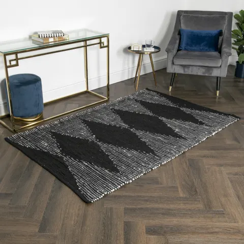 Lea Diamond Leather & Cotton Rug RRP - £130