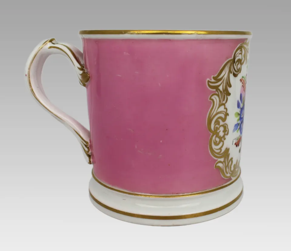 Mid-19th Century Worcester Porcelain Tankard with Rose Pompadour Ground