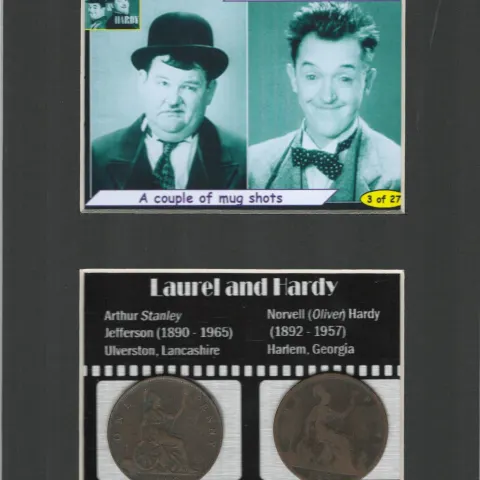 Laurel & Hardy Hollywood Legends Mounted Card & Coin Display Gift Set.