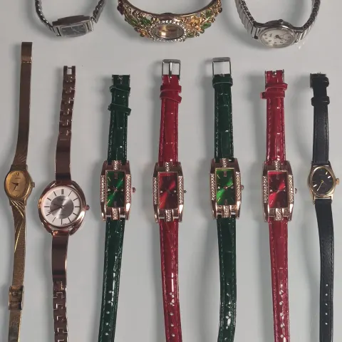 A Collection of 10 x Ladies Watches.