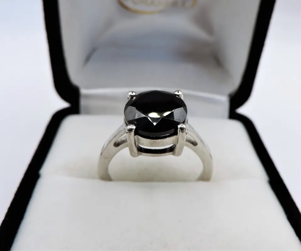 Black Spinel Ring 3.5 carats Sterling Silver New with Gift Pouch
