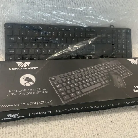 Brand New 2 x USB Keyboards with one Mouse in black