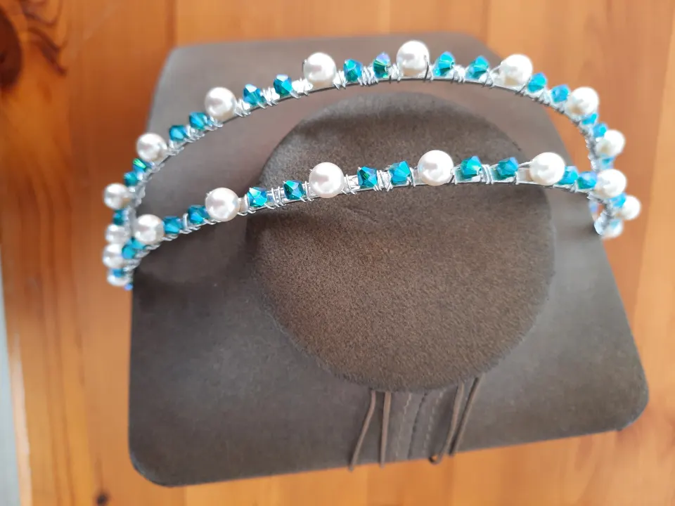 Ellie K Bridal headpiece