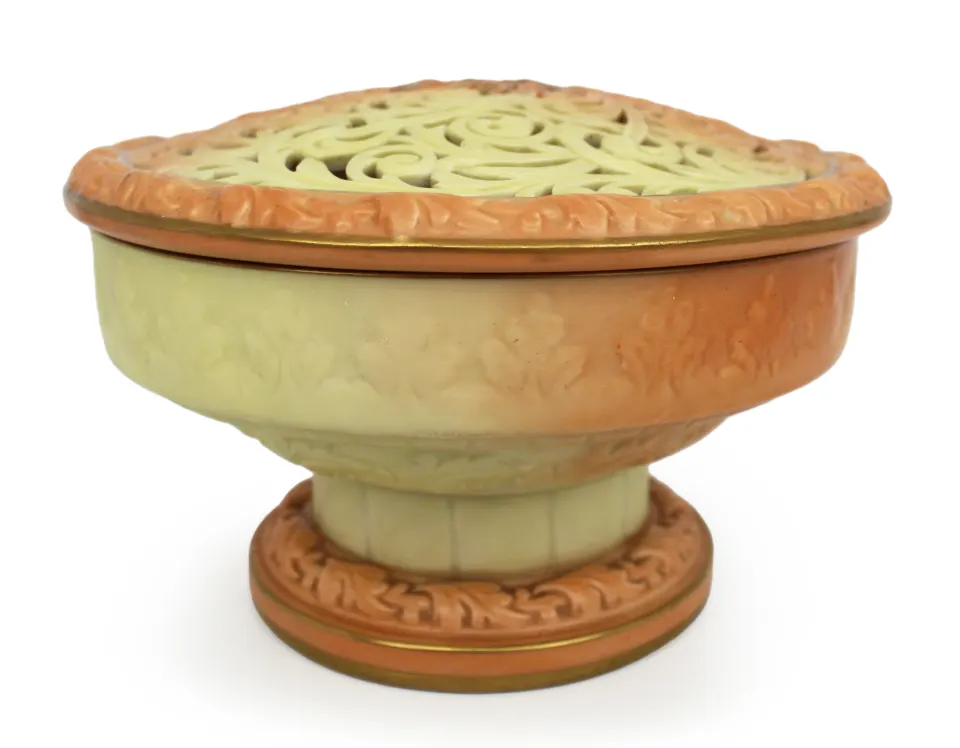 Locke & Co Worcester Lidded Reticulated Pot Vase