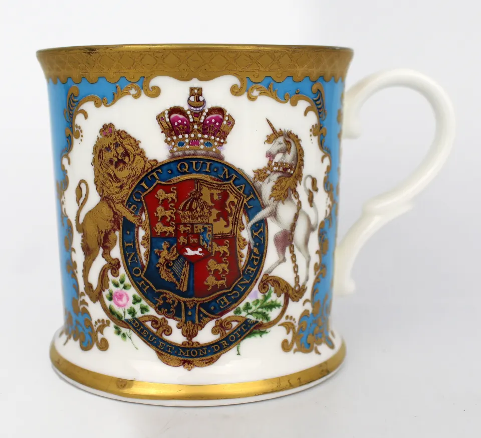 Set of 6 Royal Collection Tankards