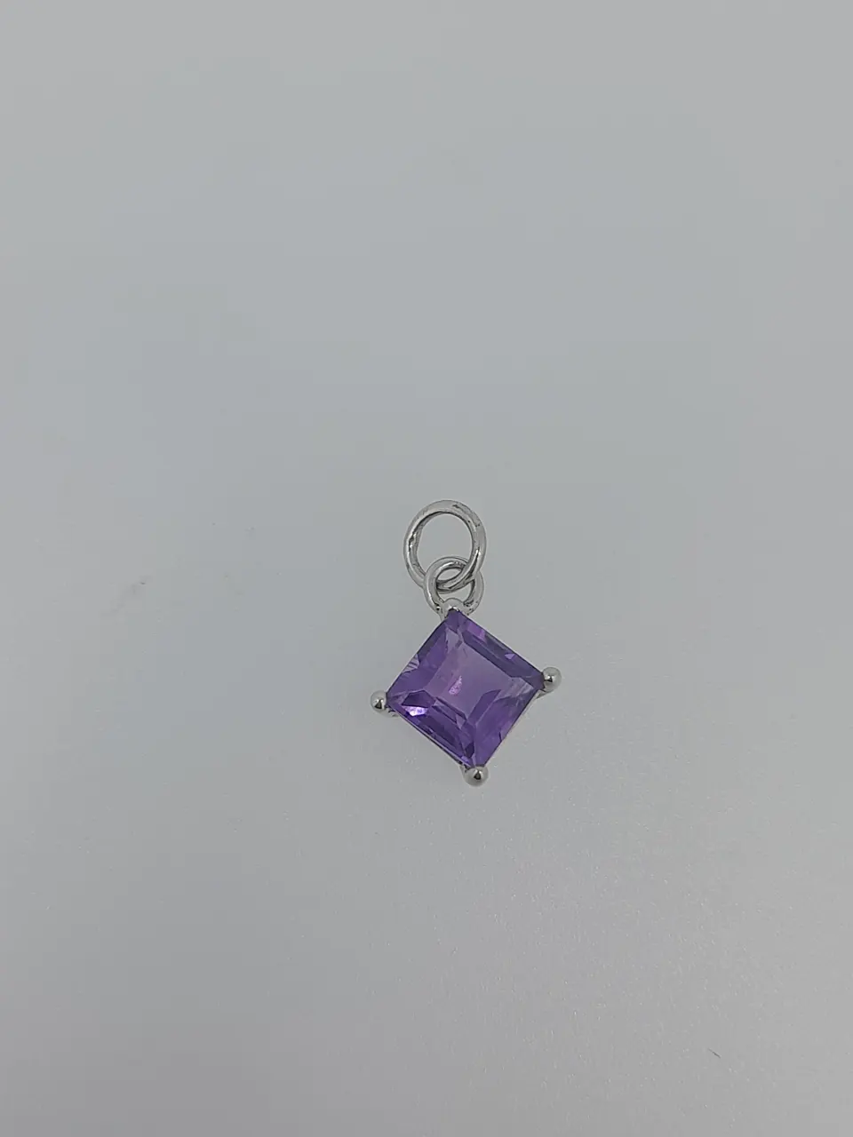Silver Pendant Set With Square Cut AAA Amethyst Stone
