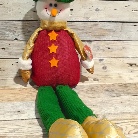 3D Luxury Fabric, Sitting or Hanging Snowman. 68cm tall.