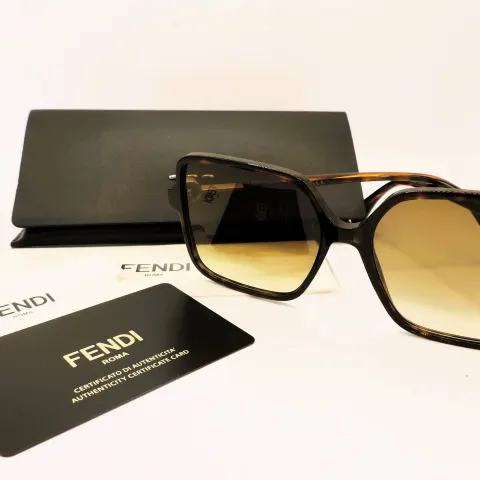 Fendi Tortoiseshell Framed Sunglasses FF0411/S New With Case
