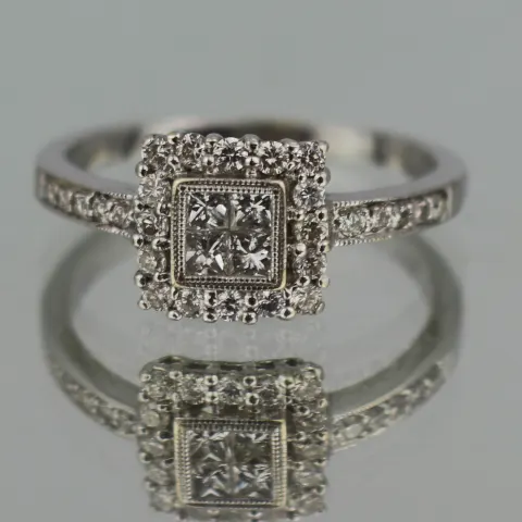 Diamond 18ct  White Gold Ring 0.70 Carat