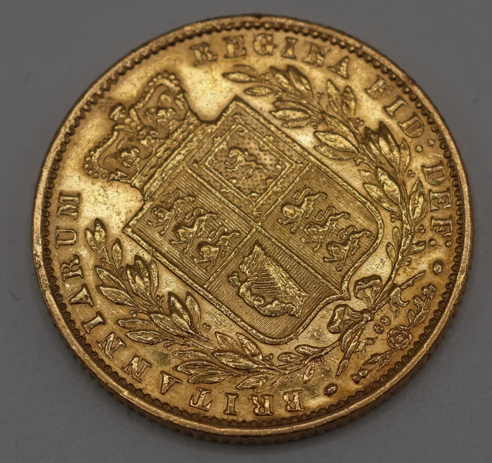 1869 - Full Gold Sovereign