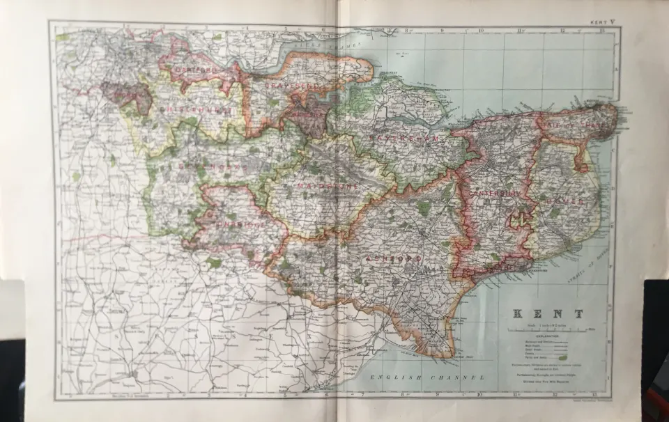 Bacons Rare Vintage c1926 Map Kent Canterbury Dover Ashford Maidstone.