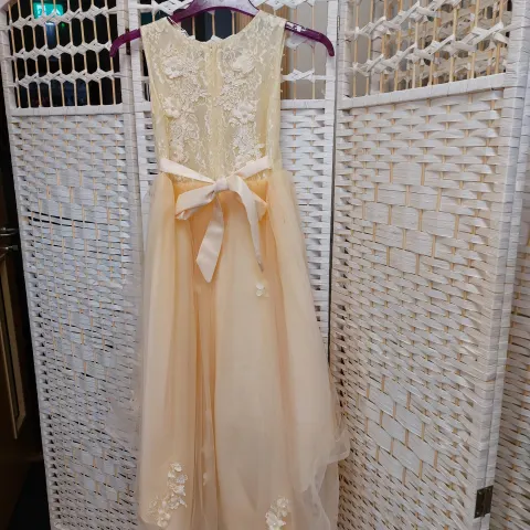 Gold childs prom dress age approx 6 to 10