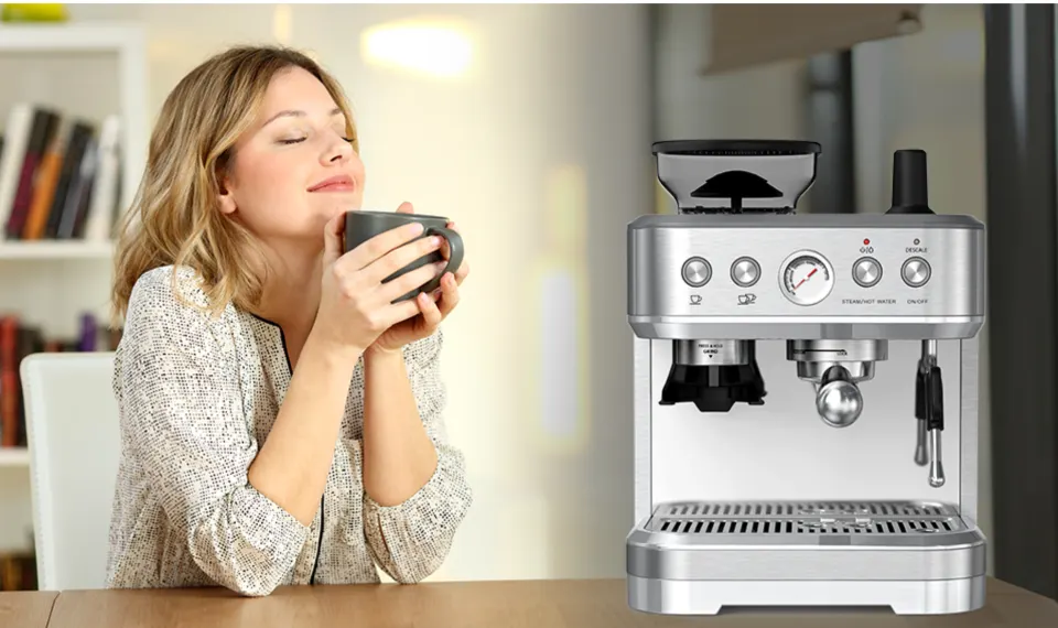 Built-In Grinder Espresso Machine – 20-Bar Pressure, Powerful Milk Frother, Warming Cup Plate & 2.3L