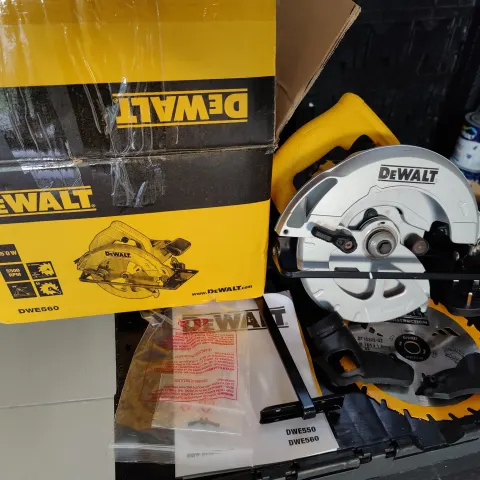New DEWALT DWE560-GB, 240V 184MM 65MM COMPACT CIRCULAR SAW RRP £90