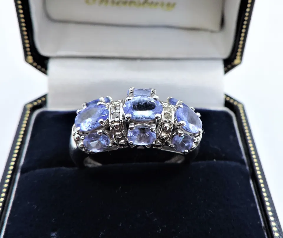 Tanzanite & Diamond Ring in Sterling Silver 2.77 carats NEW with Gift Pouch