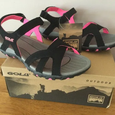 Gola Womens “Cedar” Hiking Sandals, Black/Hot Pink, Size 5 - Brand New