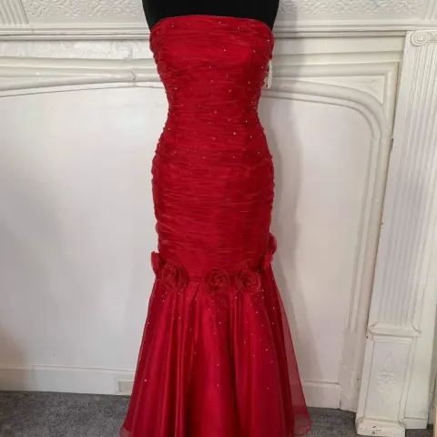 Red prom dress size 6 to 8