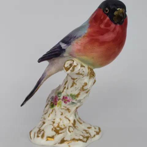 Royal Worcester Bullfinch 2662 Birds on Stumps A/F
