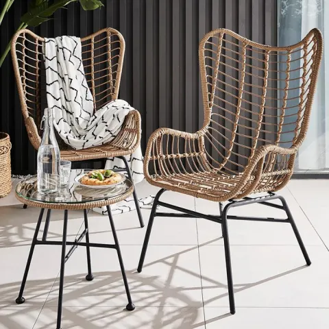 (17) RRP £359. Miami Bistro Lounge Set Natural. Dimensions: (Chairs: H100 x D70 x W70cm / Table: H4