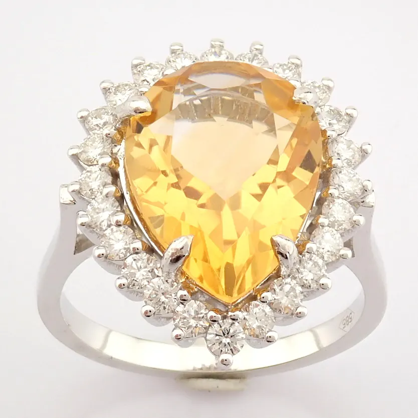 Certificated 14K White Gold Diamond & Citrin Ring / Total 4.74 ct