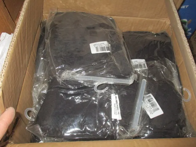 100 Pcs (Pairs) Window Sun Shade - Suitable For All Size Cars - RRP £4.99/pack - 100 Packs In Lot