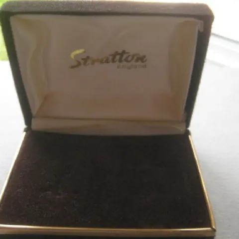 Vintage Stratton Jewellery Box
