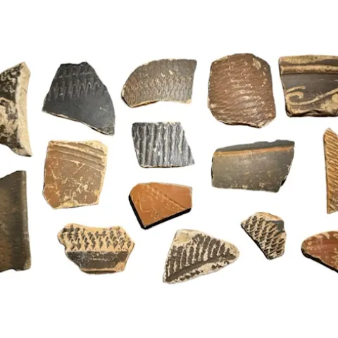 17th Century Pottery Fragments, Thames Foreshore (£7 Post, £20 International Post)