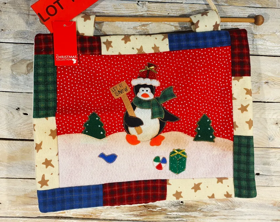3D fabric hanging patchwork decoration. 39cm x 33cm. Rrp £19.99
