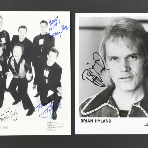BOBBY VEE & BRIAN HYLAND Original signatures