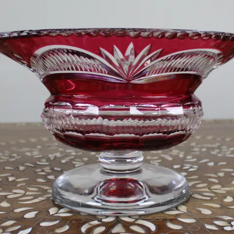 Vintage Ruby Overlay Cut-to-Clear Crystal Centrepiece Vase