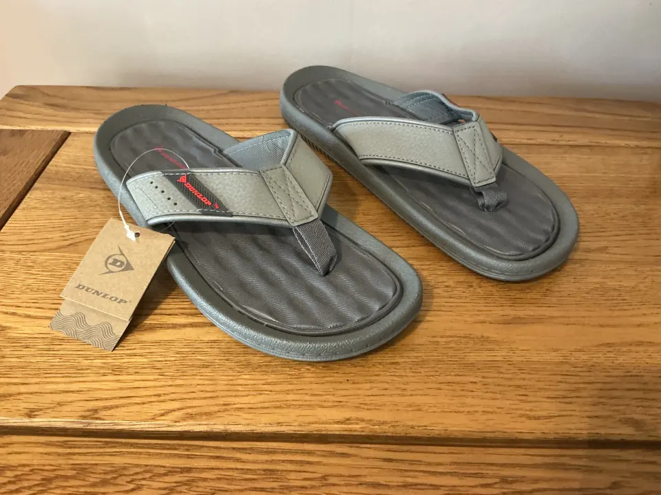 Dunlop Men's “Toe Post” Memory Foam Flip Flop Sandals, Size 9, Grey - New