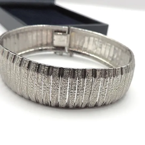 Italian Sterling Silver Omega Link Textured Bracelet 30 grams