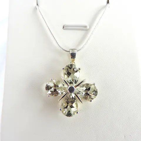 925 Silver 6.8 Carat Lemon Green Ceylon Chrysoberyl Pendant Necklace