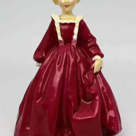 Royal Worcester Figurine Red Grandmothers Dress
