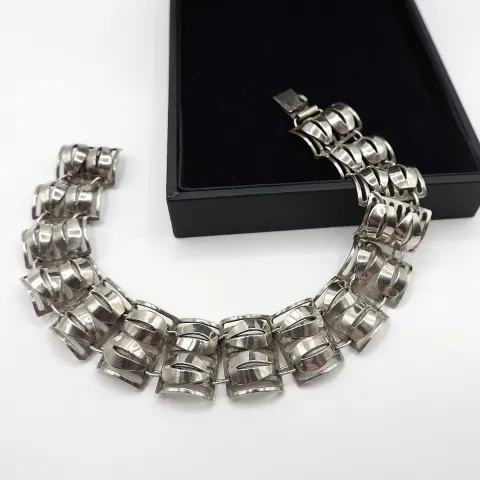 Vintage Sterling Silver Bracelet With Gift Box