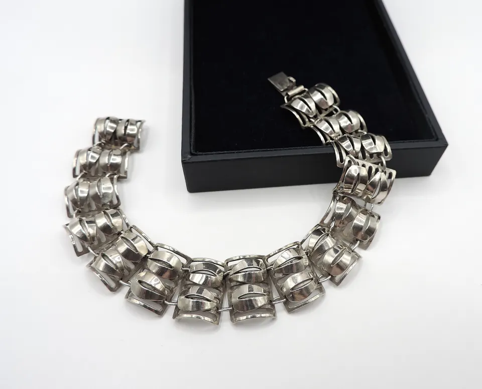 Vintage Sterling Silver Bracelet With Gift Box