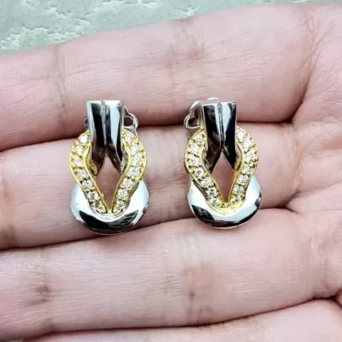 14 K / 585 White Gold Diamond Earrings