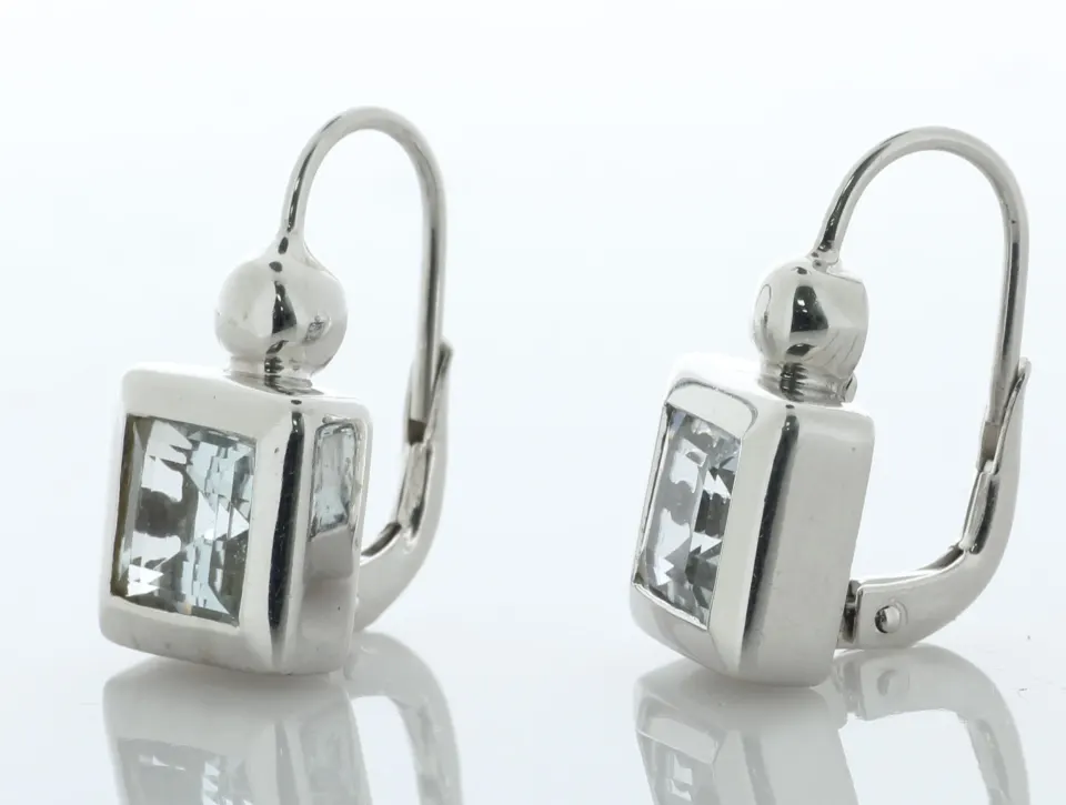 18ct White Gold Aqua Marine Drop Earrings 4.00