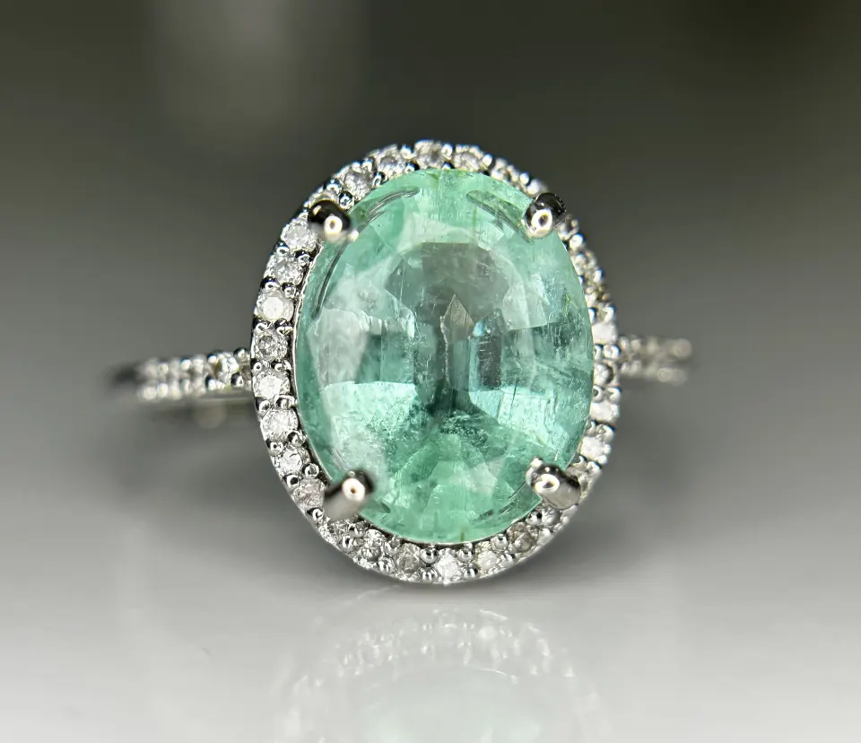 Beautiful 2.75 CT Untreated Columbian Natural Emerald Ring With Diamonds & 18k Gold