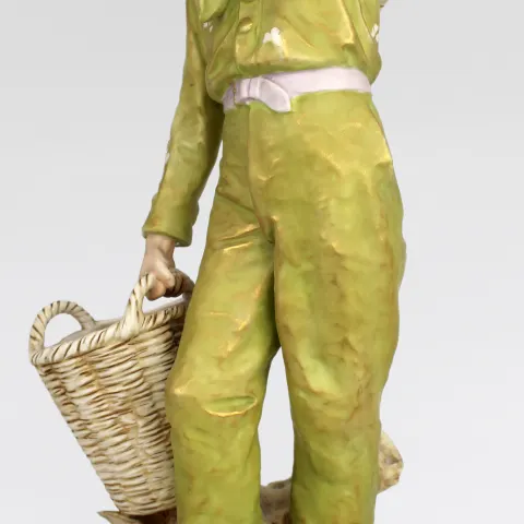 Antique Royal Dux Bohemia Figure Model 1009 circa 1910