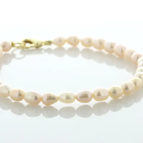 7.5 inch Freshwater Cultured 4.5 - 5.0mm Pearl Bracelet With Brass Clasp