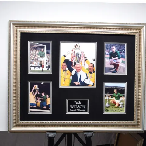 BOB WILSON framed original signature presentation.