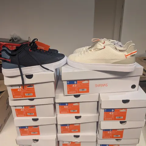 11 × Swims Mens Park Sneaker In 2 Colours Retails Over £500