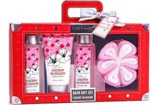 Body And Earth Cherry Blossom 4 Piece Gift Set