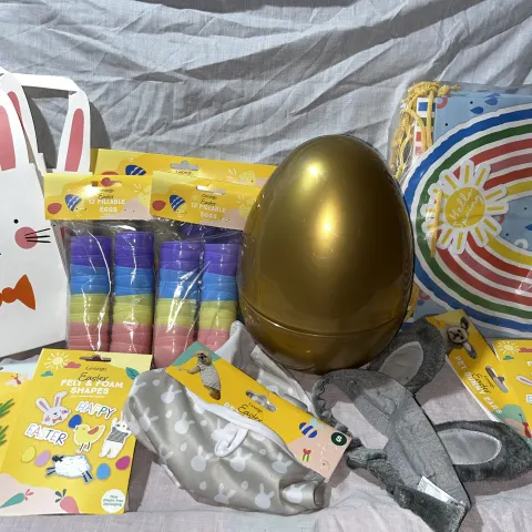 Q1/C - Large Job Lot of Easter Seasonal Gifts, Refillable Eggs, Gift Bags, Ears + More